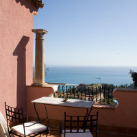 Truman Capote Suite With Terrace Over Sea And Taormina Views